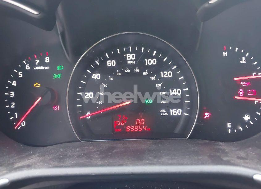 Photo 7 of 2015 Kia Sorento LX (VIN 5XYKT3A61FG558267)