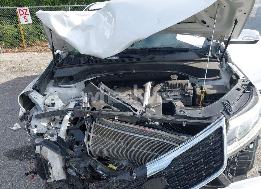 Photo 10 of 2015 Kia Sorento LX (VIN 5XYKT3A61FG561833)