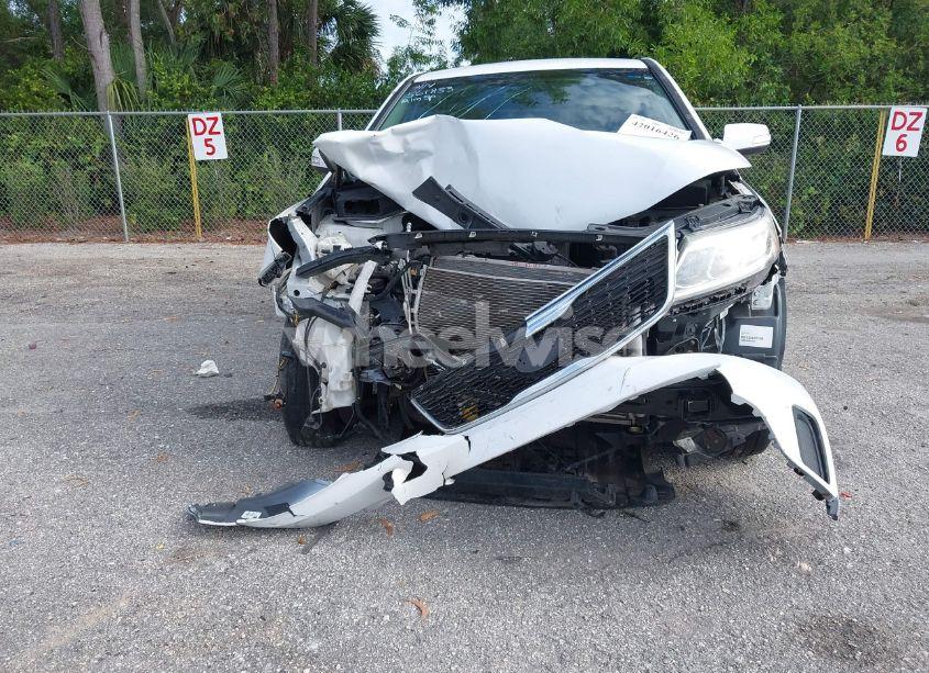 Photo 6 of 2015 Kia Sorento LX (VIN 5XYKT3A61FG561833)