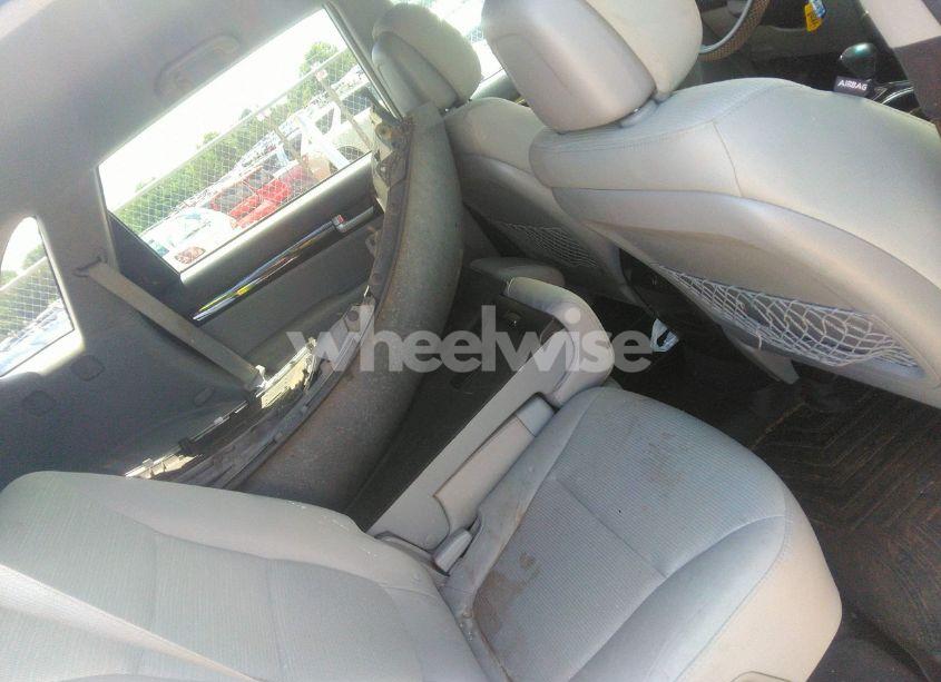 Photo 8 of 2015 Kia Sorento LX (VIN 5XYKT3A61FG620296)