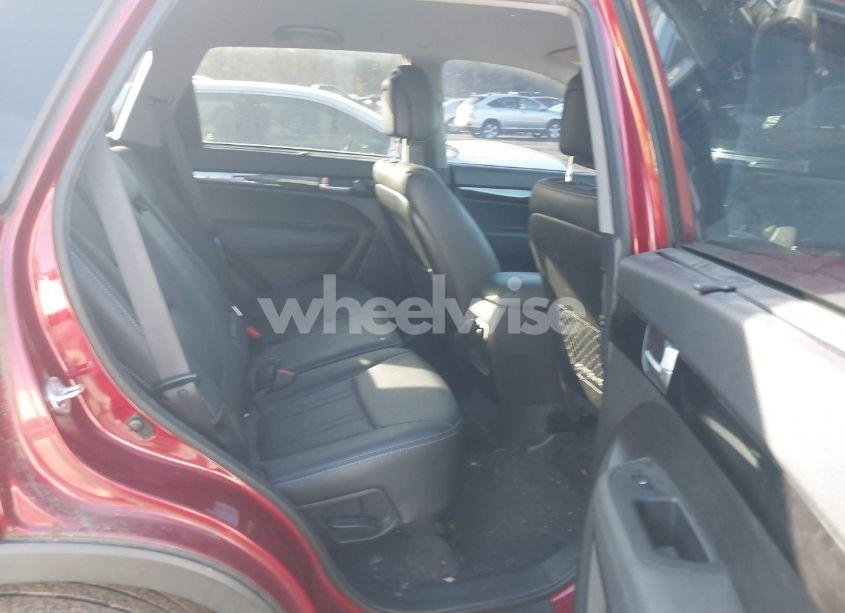 Photo 8 of 2015 Kia Sorento LX (VIN 5XYKT3A61FG630455)