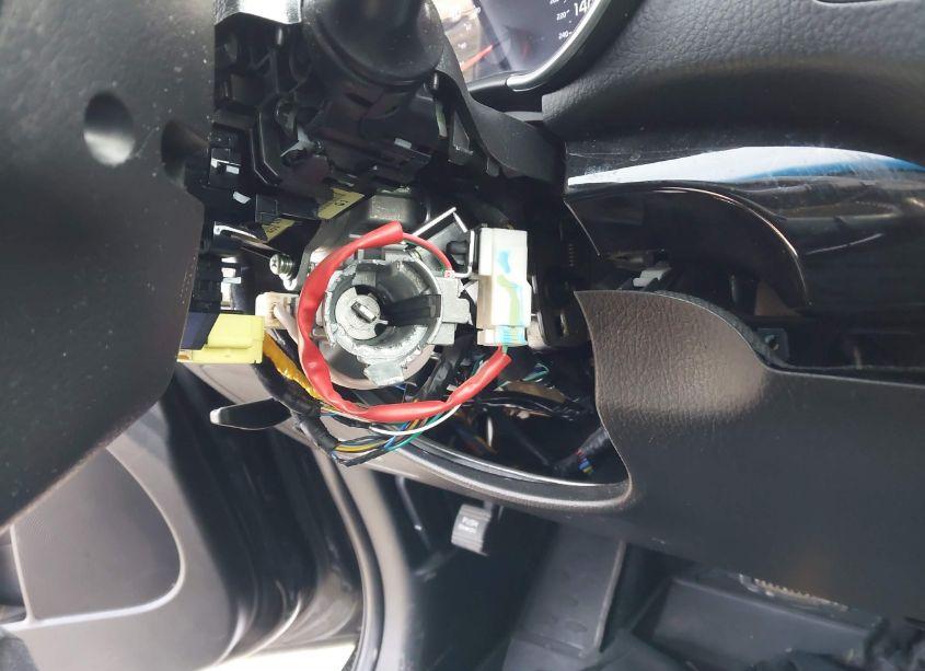 Photo 6 of 2015 Kia Sorento LX (VIN 5XYKT3A61FG646736)