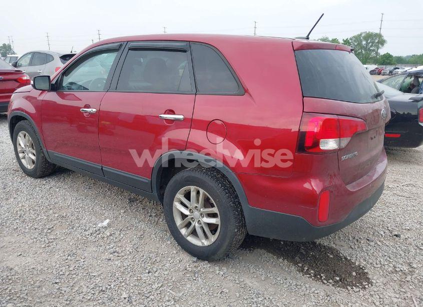 Photo 3 of 2015 Kia Sorento LX (VIN 5XYKT3A61FG661480)