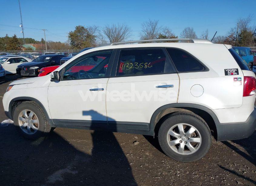 Photo 14 of 2012 Kia Sorento LX (VIN 5XYKT3A62CG255395)