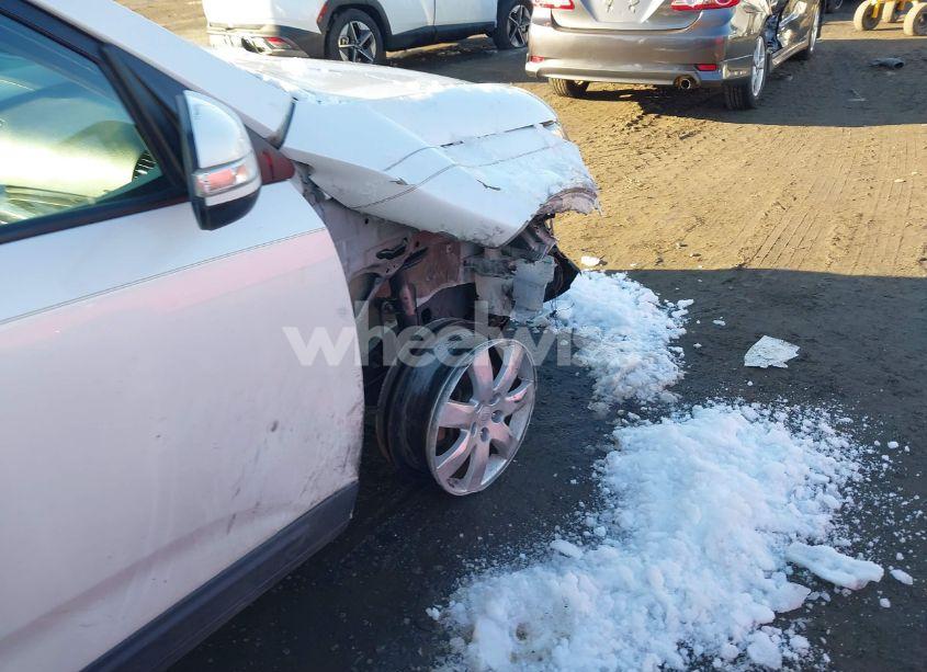 Photo 6 of 2012 Kia Sorento LX (VIN 5XYKT3A62CG255395)