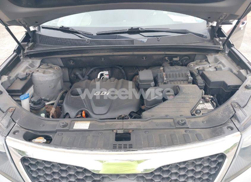 Photo 10 of 2012 Kia Sorento LX (VIN 5XYKT3A62CG267370)