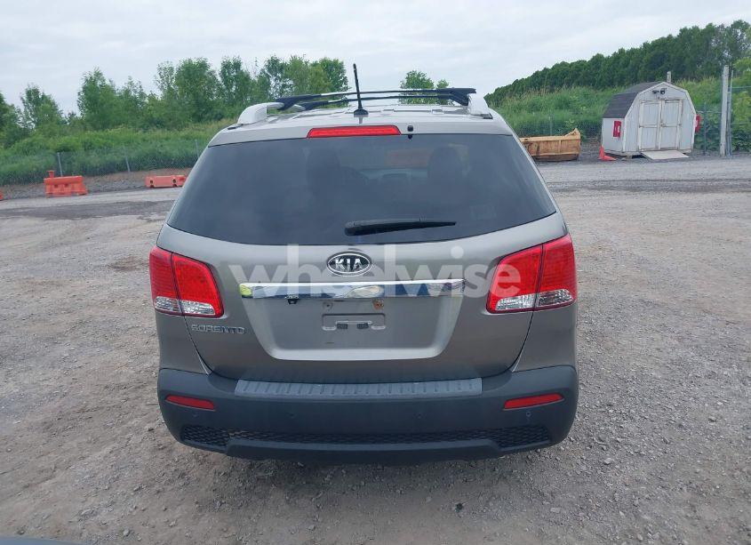 Photo 16 of 2012 Kia Sorento LX (VIN 5XYKT3A62CG267370)