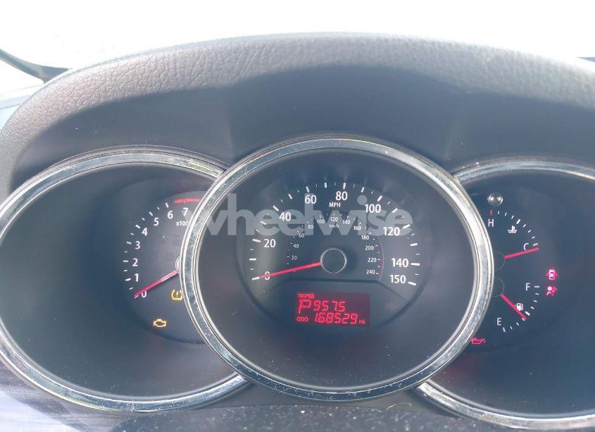 Photo 7 of 2013 Kia Sorento LX (VIN 5XYKT3A62DG314592)