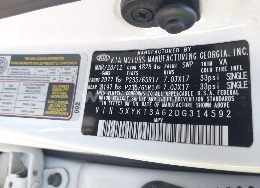 Photo 9 of 2013 Kia Sorento LX (VIN 5XYKT3A62DG314592)