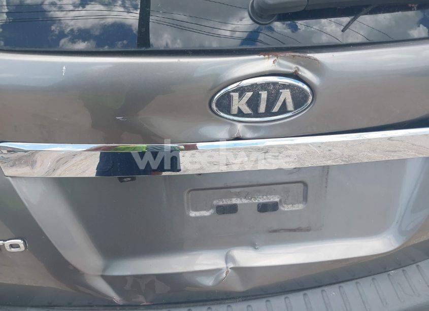 Photo 13 of 2013 Kia Sorento LX (VIN 5XYKT3A62DG322174)