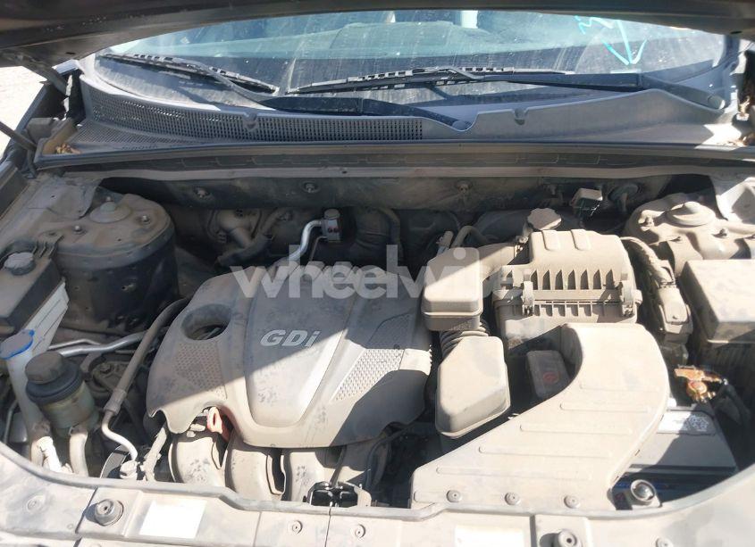 Photo 10 of 2013 Kia Sorento LX (VIN 5XYKT3A62DG325270)