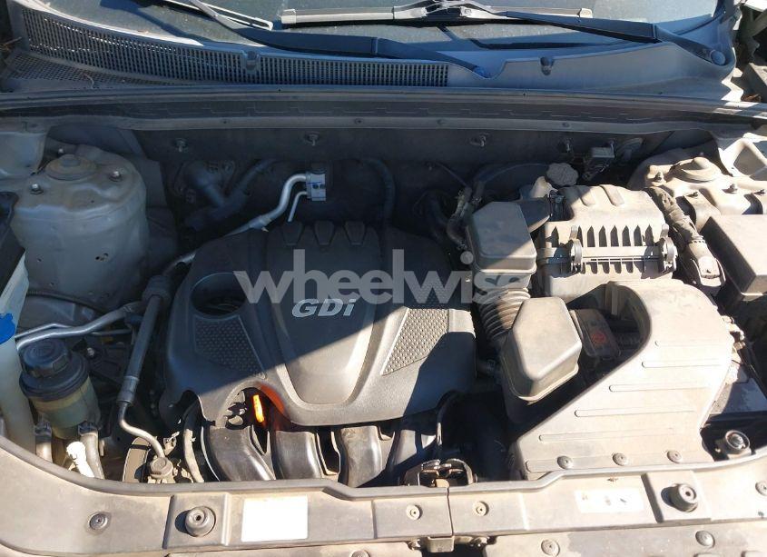 Photo 10 of 2013 Kia Sorento LX (VIN 5XYKT3A62DG364926)