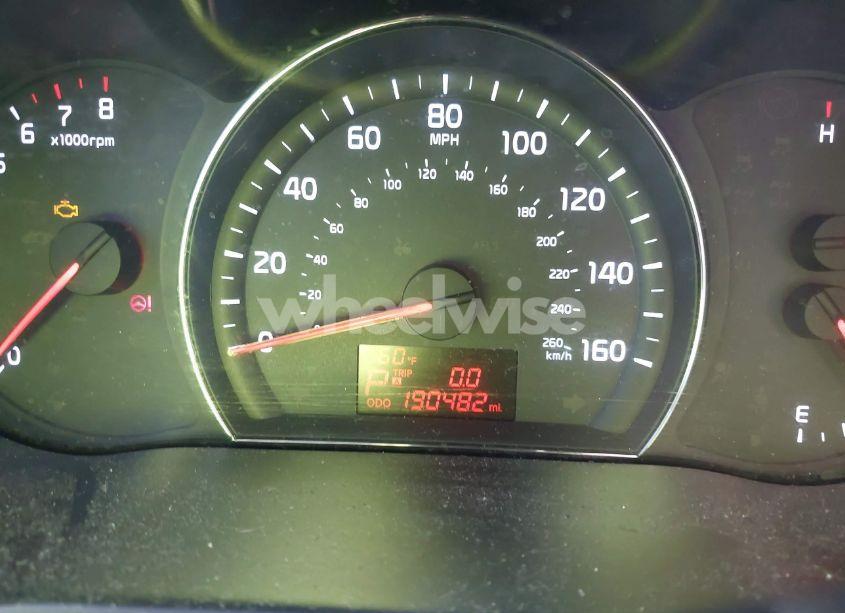 Photo 7 of 2014 Kia Sorento LX (VIN 5XYKT3A62EG456720)