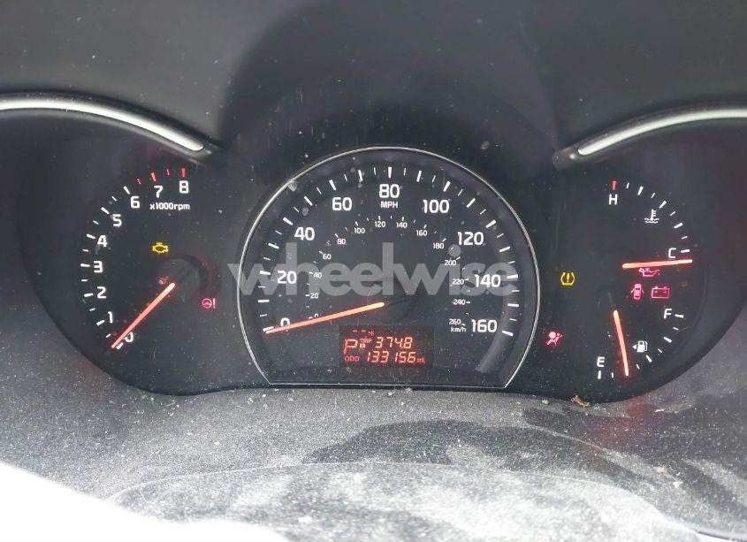 Photo 7 of 2014 Kia Sorento LX (VIN 5XYKT3A62EG471895)