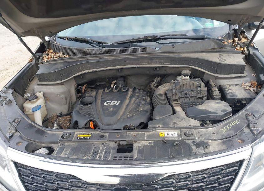 Photo 10 of 2014 Kia Sorento LX (VIN 5XYKT3A62EG474361)