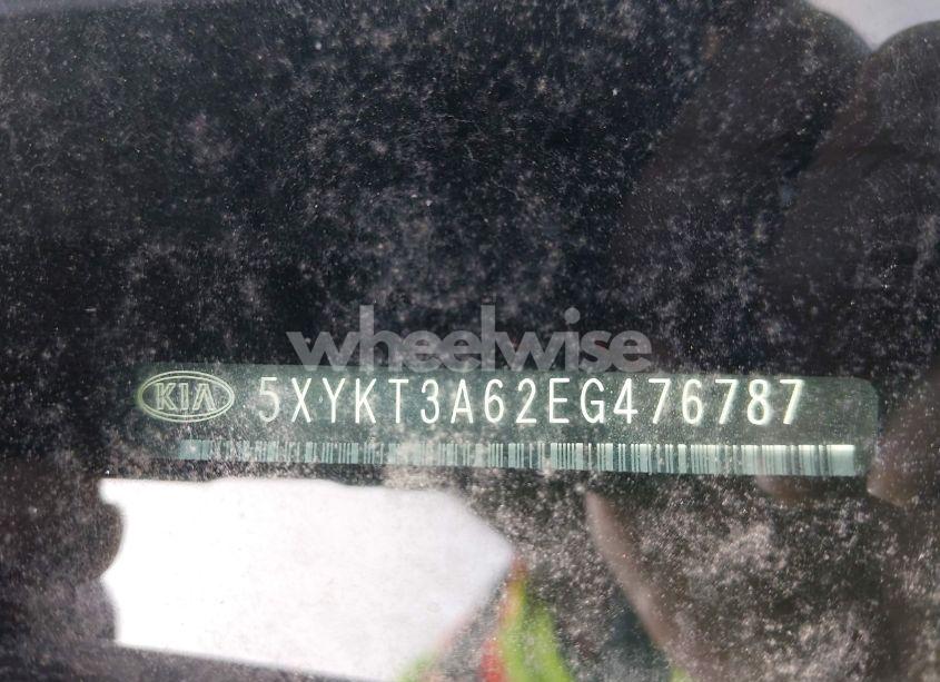 Photo 9 of 2014 Kia Sorento LX (VIN 5XYKT3A62EG476787)