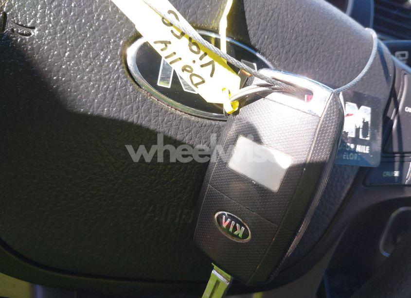 Photo 11 of 2014 Kia Sorento LX (VIN 5XYKT3A62EG485988)