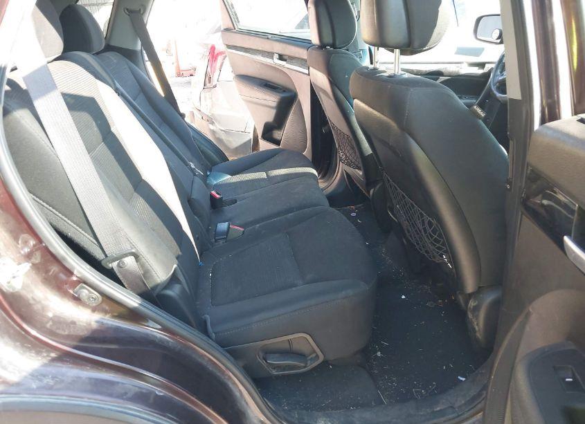 Photo 8 of 2014 Kia Sorento LX (VIN 5XYKT3A62EG504054)