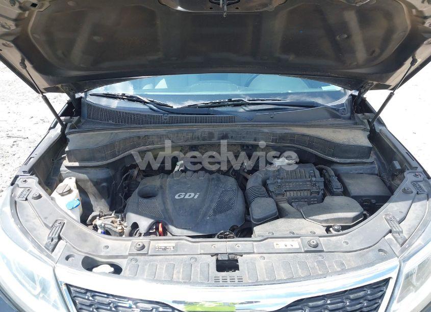 Photo 10 of 2015 Kia Sorento LX (VIN 5XYKT3A62FG602647)