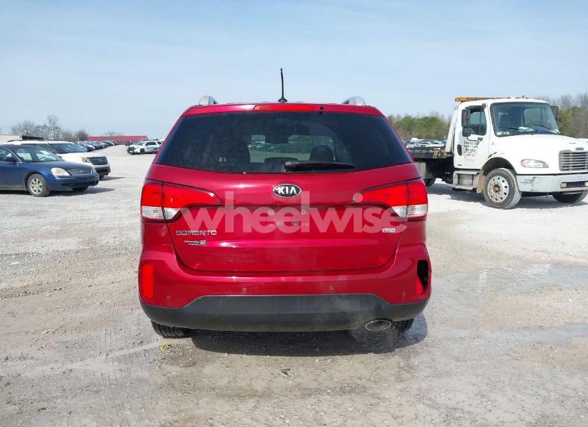 Photo 16 of 2015 Kia Sorento LX (VIN 5XYKT3A62FG644218)