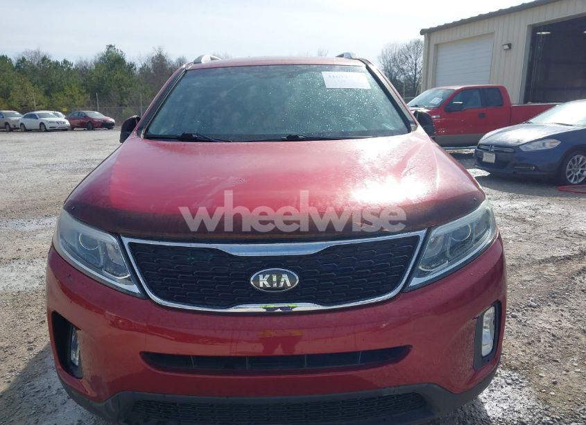 Photo 6 of 2015 Kia Sorento LX (VIN 5XYKT3A62FG644218)