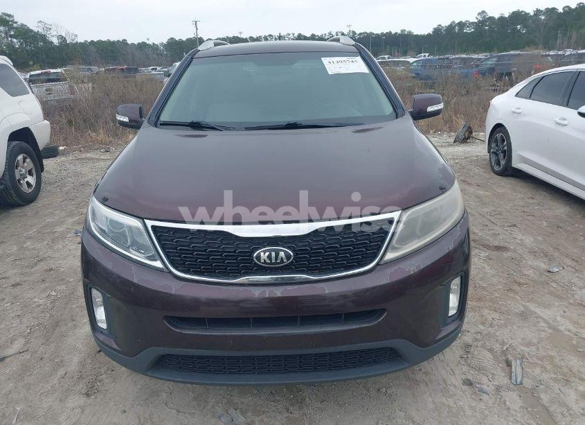 Photo 12 of 2015 Kia Sorento LX (VIN 5XYKT3A62FG647720)