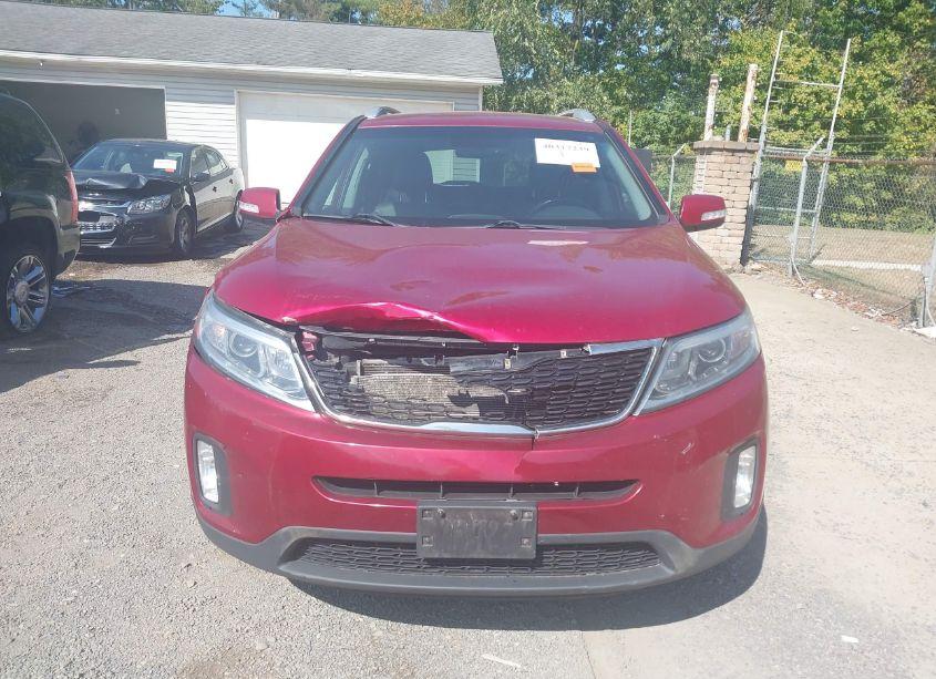 Photo 12 of 2015 Kia Sorento LX (VIN 5XYKT3A62FG657678)