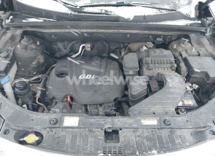 Photo 10 of 2012 Kia Sorento LX (VIN 5XYKT3A63CG207162)