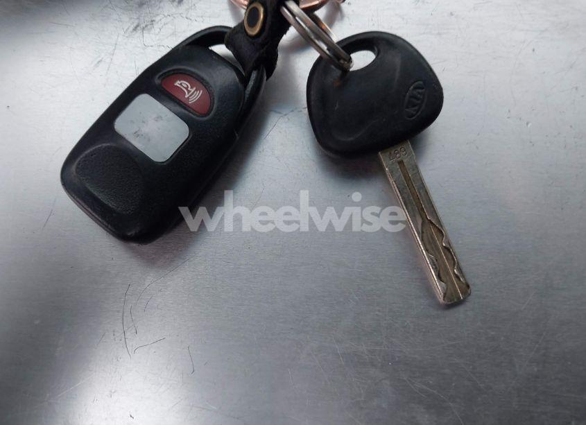 Photo 11 of 2012 Kia Sorento LX (VIN 5XYKT3A63CG207162)