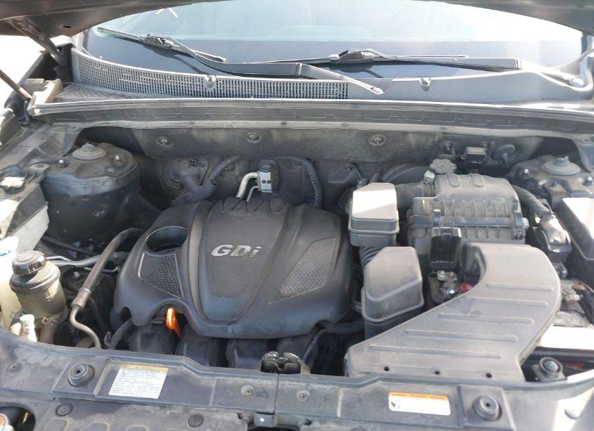 Photo 10 of 2012 Kia Sorento LX (VIN 5XYKT3A63CG258130)