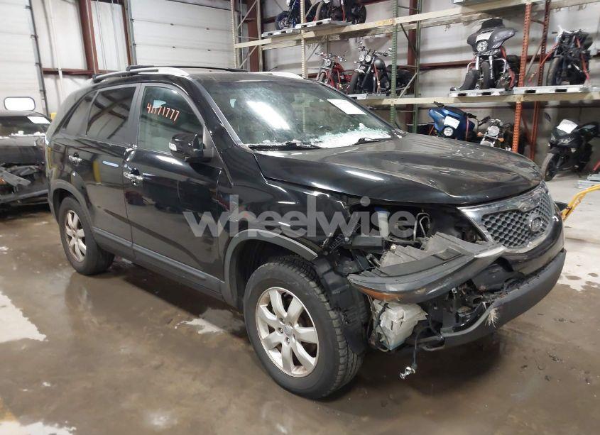 2012 Kia Sorento LX (VIN 5XYKT3A63CG265353) main photo