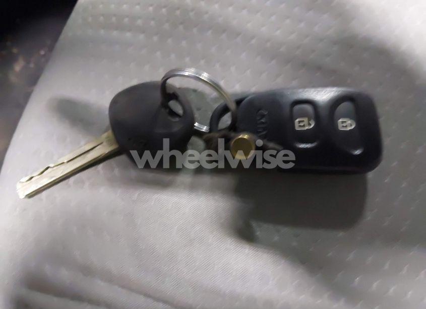 Photo 11 of 2012 Kia Sorento LX (VIN 5XYKT3A63CG265353)