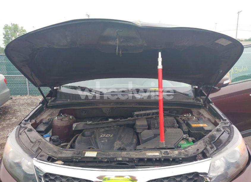 Photo 10 of 2013 Kia Sorento LX (VIN 5XYKT3A63DG321079)