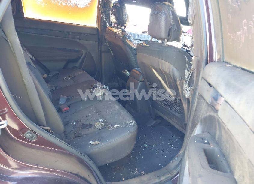 Photo 8 of 2013 Kia Sorento LX (VIN 5XYKT3A63DG386238)