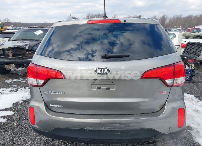 Photo 16 of 2014 Kia Sorento LX (VIN 5XYKT3A63EG478385)