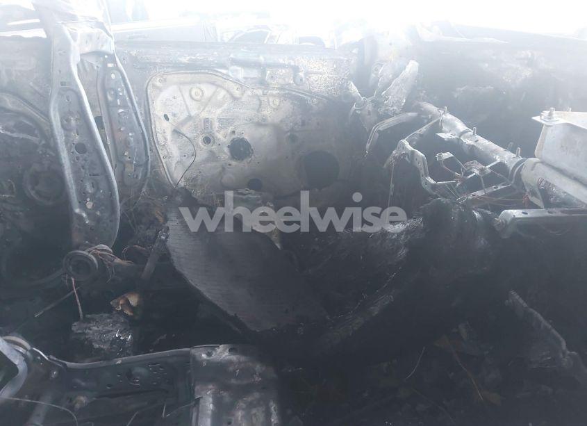 Photo 5 of 2014 Kia Sorento LX (VIN 5XYKT3A63EG486292)