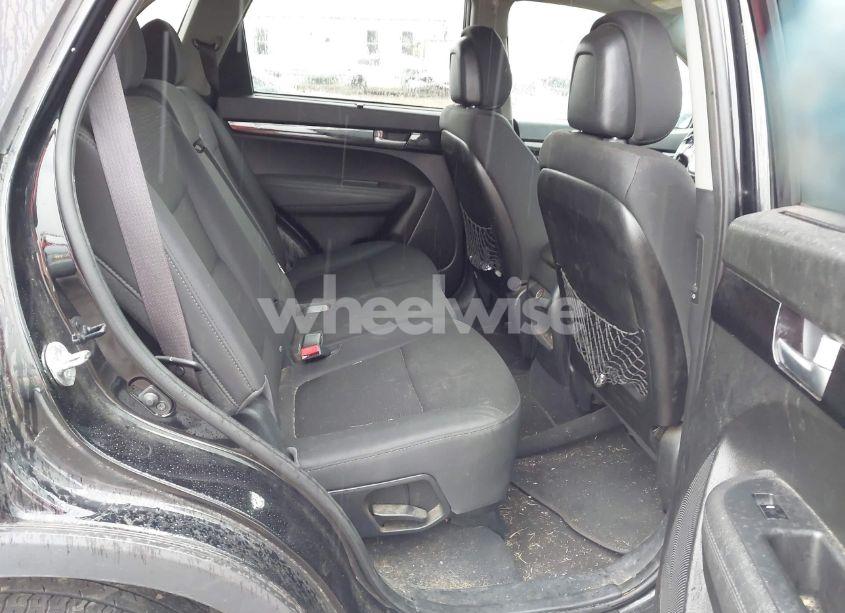 Photo 8 of 2014 Kia Sorento LX (VIN 5XYKT3A63EG508971)