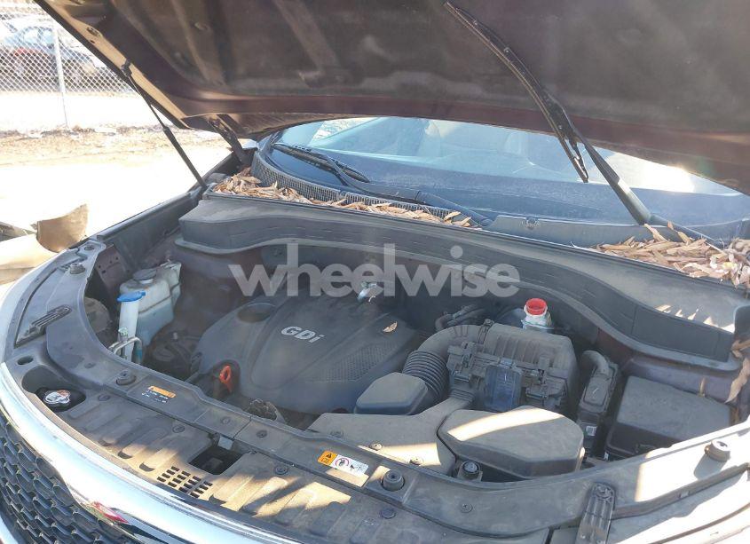 Photo 10 of 2014 Kia Sorento LX (VIN 5XYKT3A63EG538116)