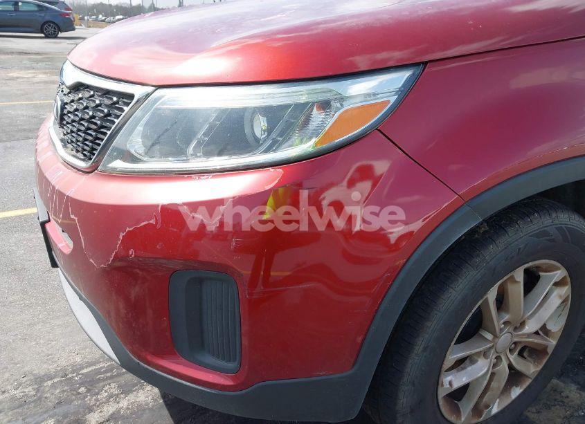 Photo 6 of 2015 Kia Sorento LX (VIN 5XYKT3A63FG602267)