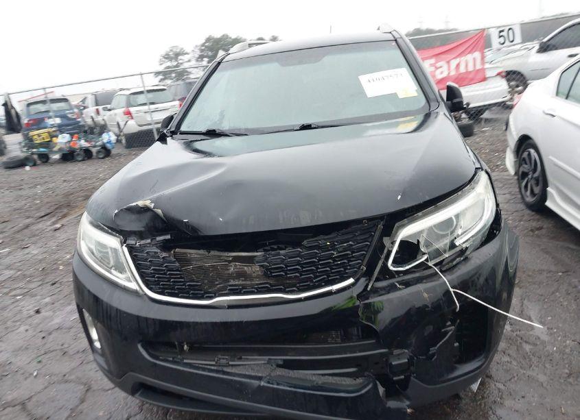 Photo 12 of 2015 Kia Sorento LX (VIN 5XYKT3A63FG634894)