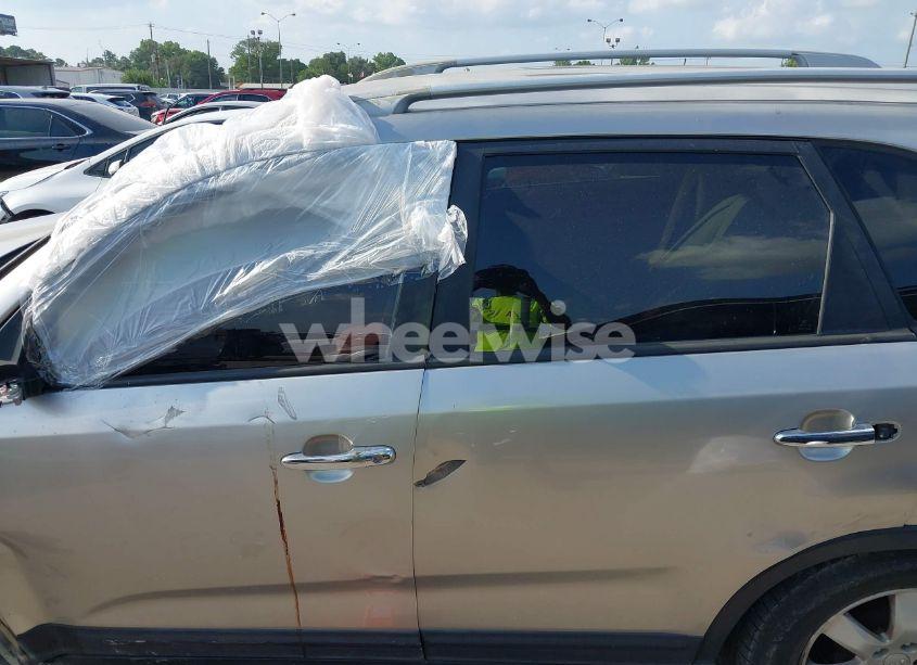 Photo 14 of 2012 Kia Sorento LX (VIN 5XYKT3A64CG306170)