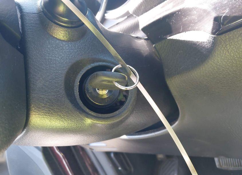 Photo 11 of 2013 Kia Sorento LX (VIN 5XYKT3A64DG381436)