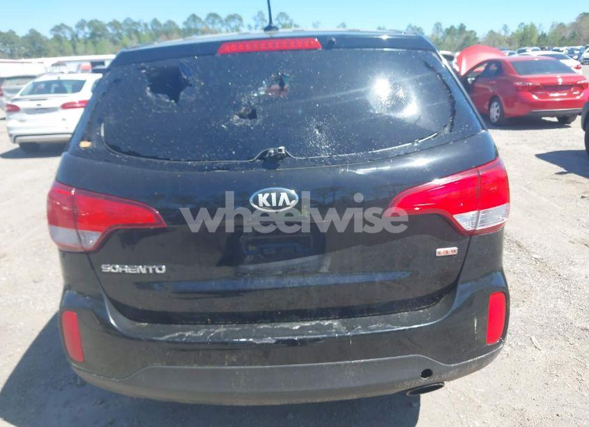 Photo 6 of 2014 Kia Sorento LX (VIN 5XYKT3A64EG501785)