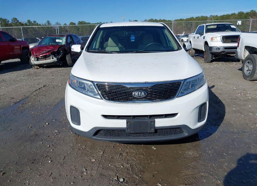 Photo 12 of 2015 Kia Sorento LX (VIN 5XYKT3A64FG561762)