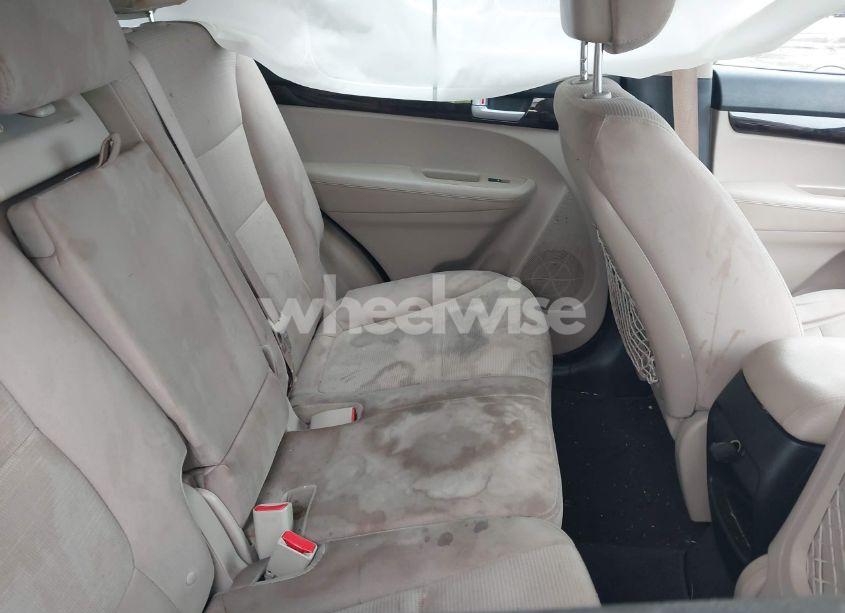 Photo 8 of 2015 Kia Sorento LX (VIN 5XYKT3A64FG571319)