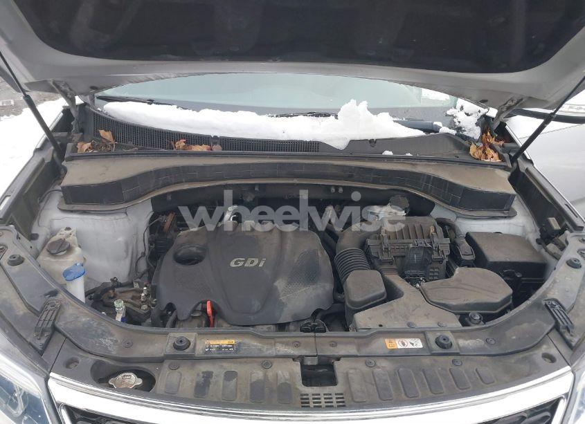 Photo 10 of 2015 Kia Sorento LX (VIN 5XYKT3A64FG576813)