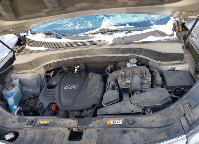 Photo 10 of 2015 Kia Sorento LX (VIN 5XYKT3A64FG583521)