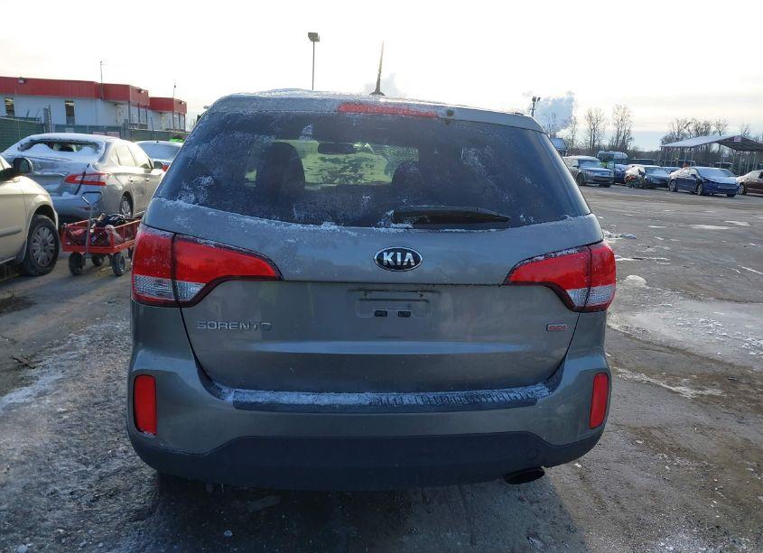 Photo 16 of 2015 Kia Sorento LX (VIN 5XYKT3A64FG583521)