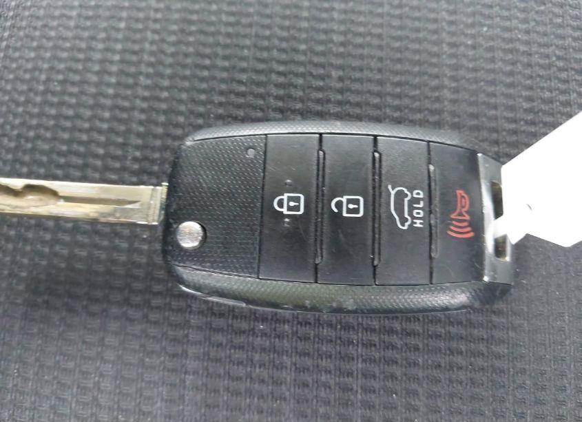 Photo 11 of 2015 Kia Sorento LX (VIN 5XYKT3A64FG596253)