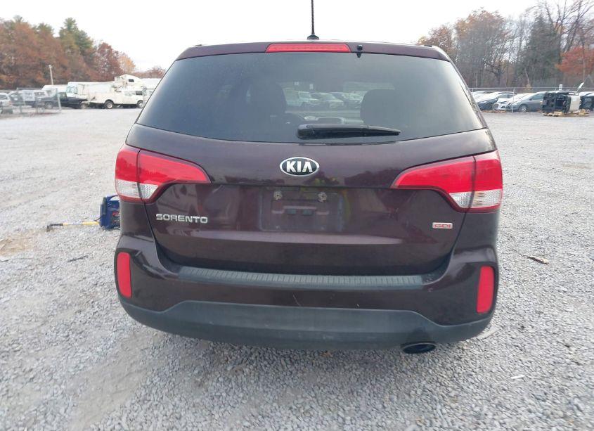 Photo 16 of 2015 Kia Sorento LX (VIN 5XYKT3A64FG596253)